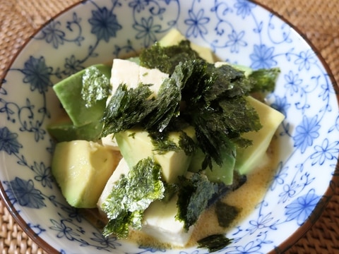 アボカドと豆腐の和風サラダ